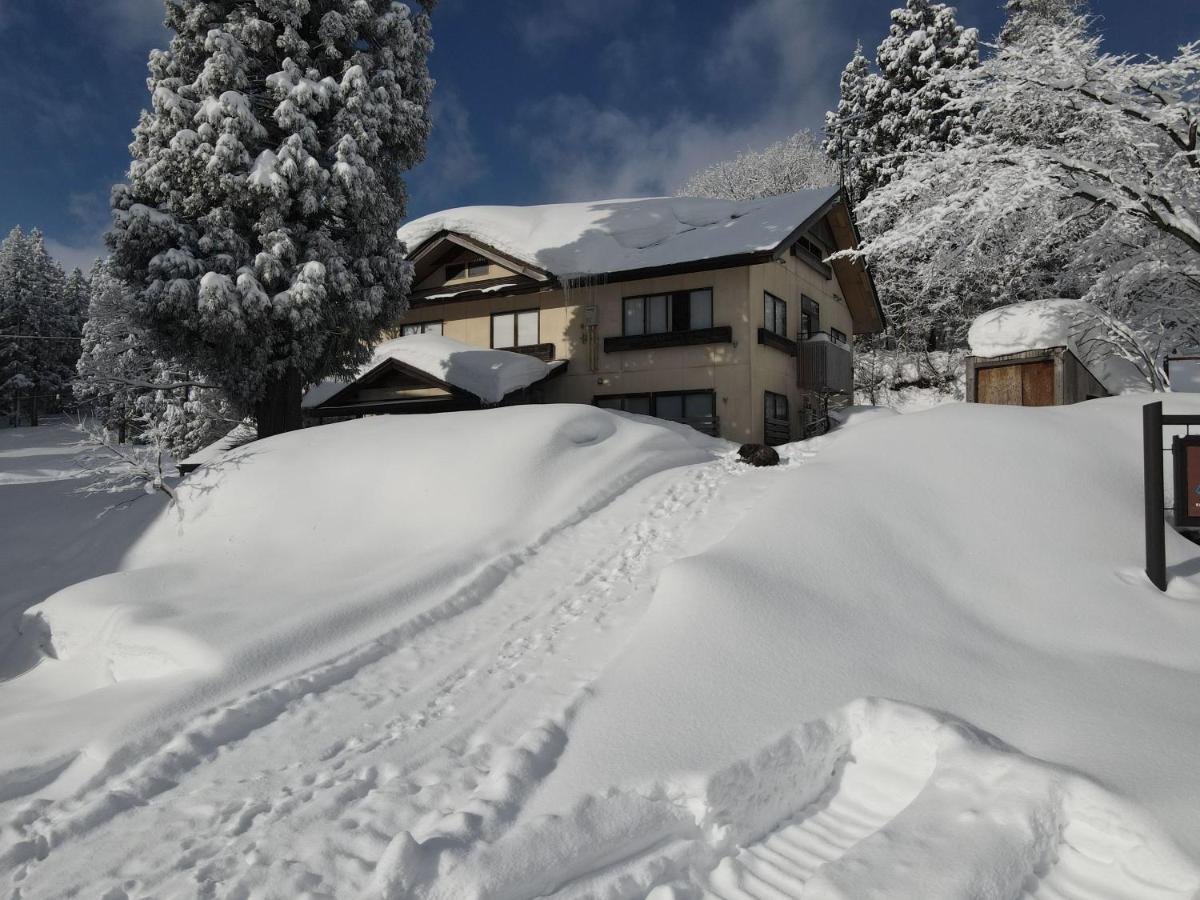 A.I.R. Myoko Hotel Bagian luar foto